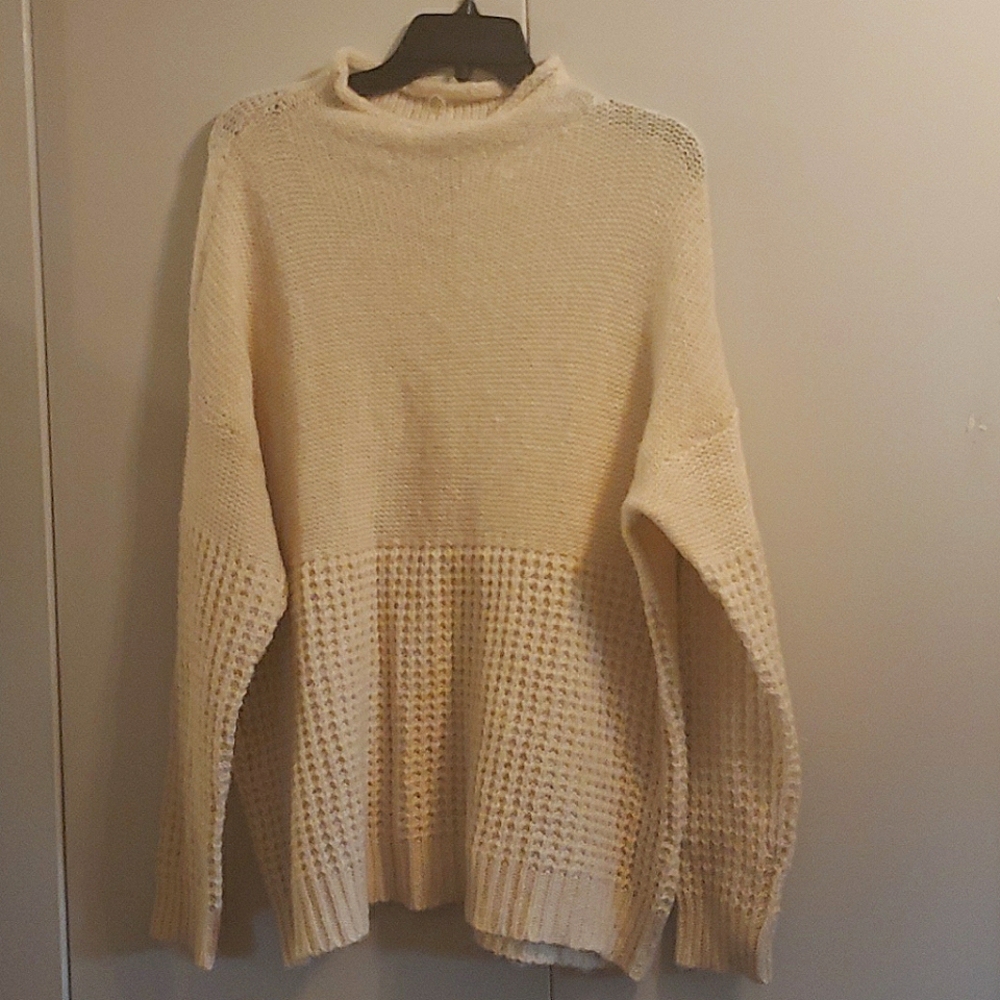 American Eagle Outfitters sweater top